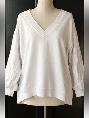 Aerie V- Neck Pullover Sweatshirt in White